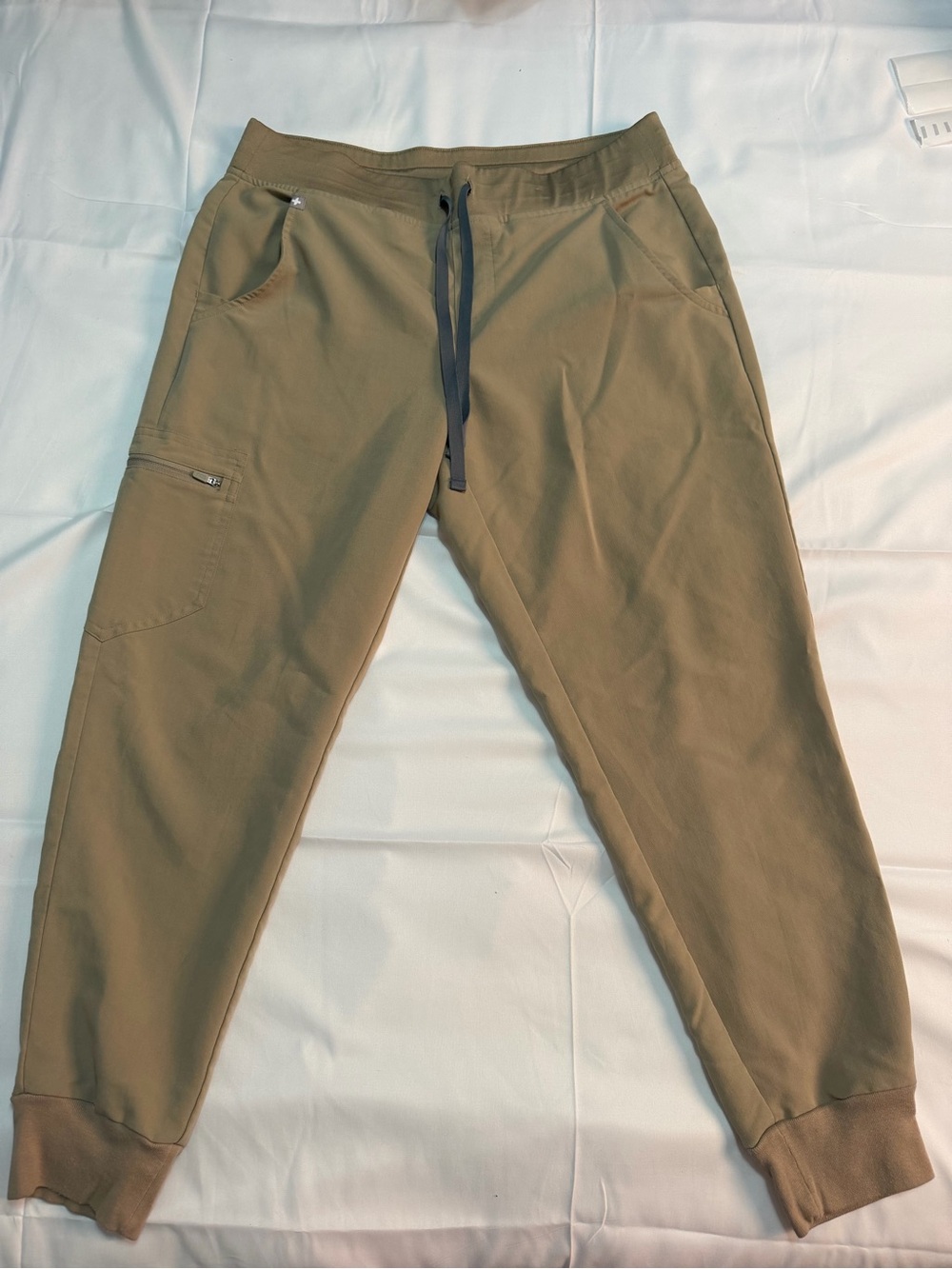 FIGS Zamora Jogger Pants in Khaki Size Medium Like New